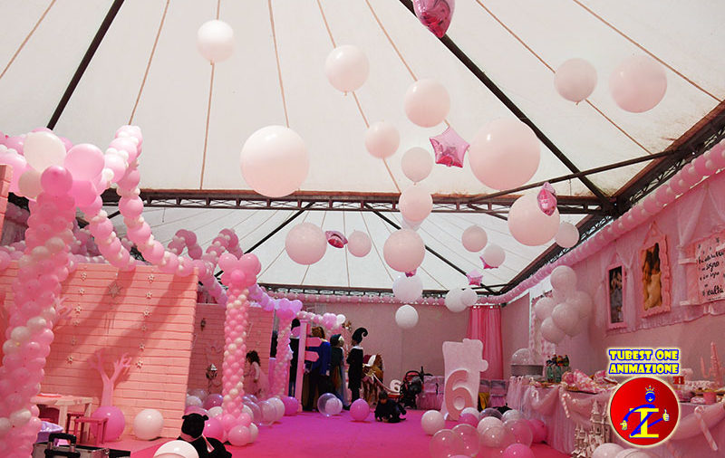 Layout Parete Sfondo di Compleanno Palloncini di Cartone Animato. Luogo di Decorazione i-Bsel Palloncini di Decorazione Festa di Compleanno 